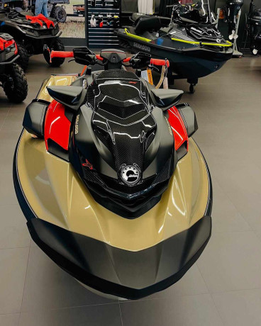 2025-sea-doo-rxp-x-325-tech-package-jetski-big-0